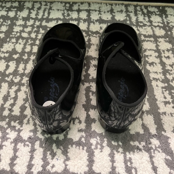 Capezio size 7 chunky heel tap shoes - Picture 2 of 8